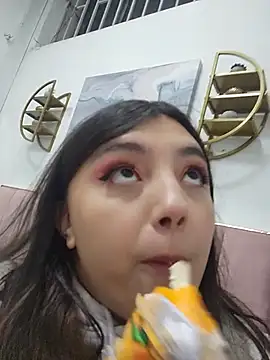 RoxanneDiaz online show from 06/11/26, 02:33