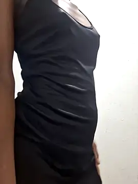 Roxaneex online show from 05/06/26, 02:04