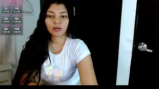 Snapshot of KarlaLoving chatting on 05/21/26, 07:00 KarlaLoving online show from 05/21/26, 07:00