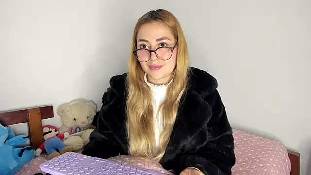 hyunjoo online show from 06/09/26, 10:44