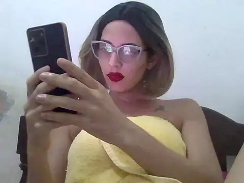 Xoeni online show from 05/09/26, 02:04