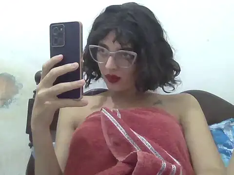 Xoeni online show from 05/28/26, 03:03