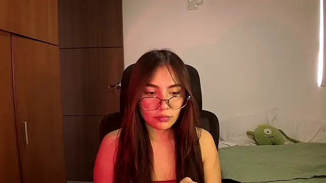 Snapshot of abbyyandmaxx chatting on 05/22/26, 04:16 abbyyandmaxx online show from 05/22/26, 04:16