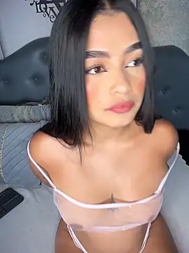 EvasBlazeXXX online show from 05/22/26, 05:27