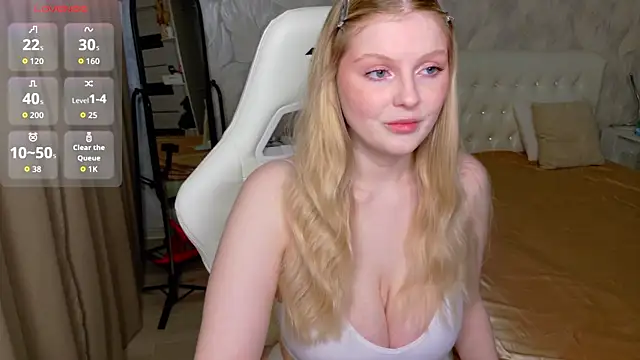 Snapshot of L1zaShy chatting on 05/03/26, 01:15 L1zaShy online show from 05/03/26, 01:15