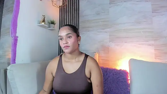 Snapshot of Liaa_cams chatting on 05/06/26, 03:32 Liaa cams online show from 05/06/26, 03:32