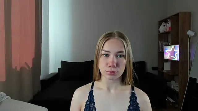 AnnaAlexArti online show from 06/02/26, 05:07