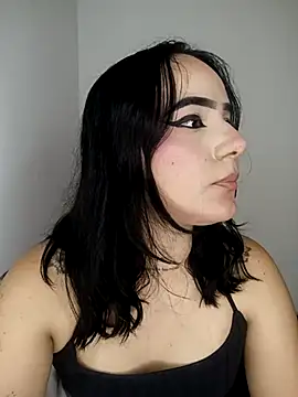 lucyparker 28 online show from 05/13/26, 04:08