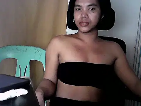 Snapshot of bj_l0ve chatting on 06/19/26, 04:07 bj l0ve online show from 06/19/26, 04:07