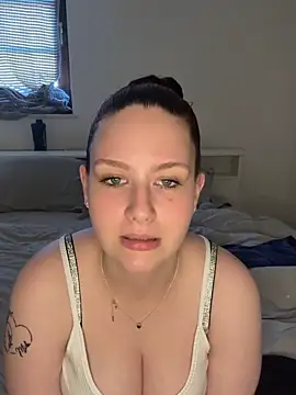 CuteBeaX online show from 05/26/26, 05:44