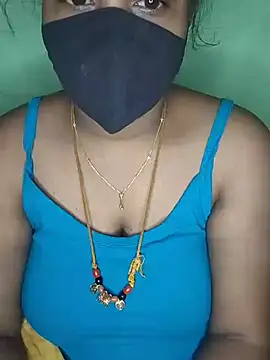 Snapshot of tamil_butterfly chatting on 06/21/26, 02:28 tamil butterfly online show from 06/21/26, 02:28