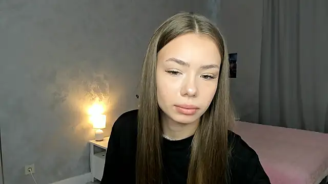 Snapshot of UlrikeStillwell chatting on 05/01/26, 04:28 UlrikeStillwell online show from 05/01/26, 04:28