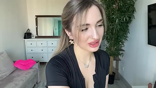 Victoria Jess online show from 05/11/26, 12:39