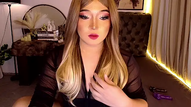 Sensual Ekang online show from 05/30/26, 08:25