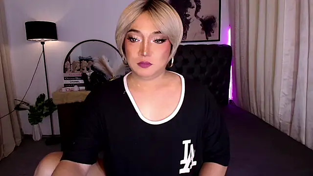 Sensual Ekang online show from 07/22/26, 05:59