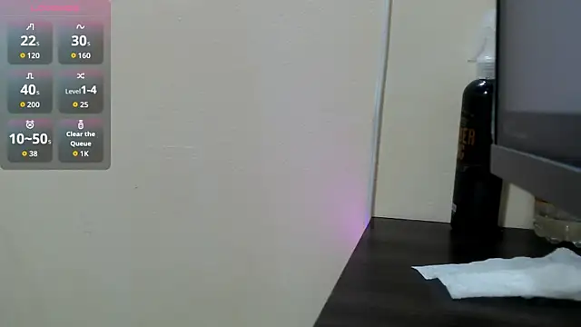 LUCYXS1 online show from 06/17/26, 12:15