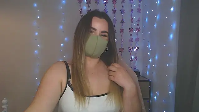 MillaVelvet online show from 05/06/26, 11:58