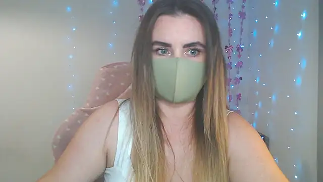 MillaVelvet online show from 06/02/26, 10:15