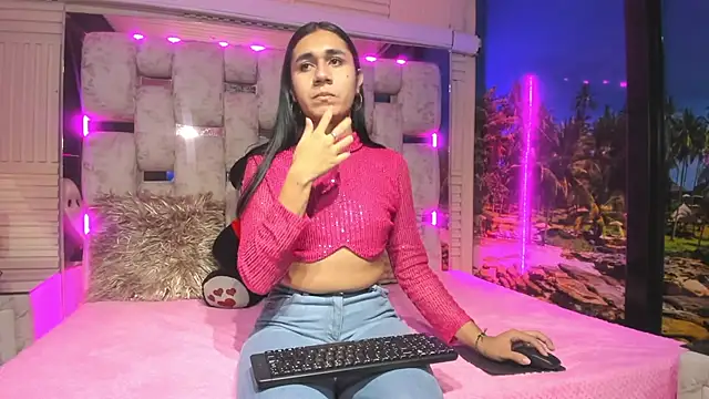 MahiaraHot online show from 07/14/26, 12:44