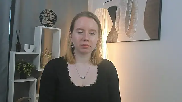 JeniceEl online show from 04/30/26, 09:05