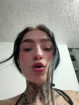 she-dulce online show from 05/13/26, 02:51