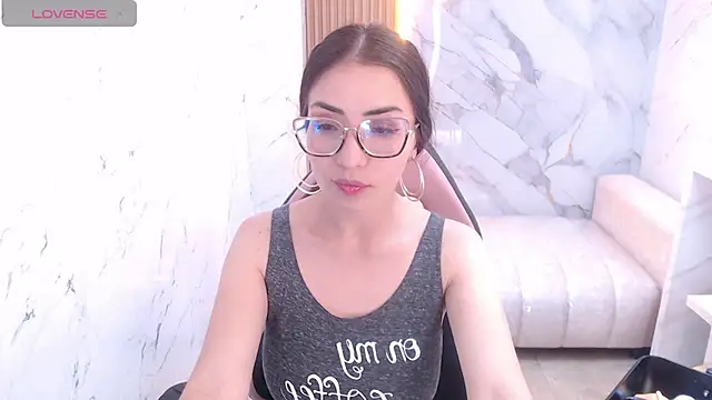 IvoryMuse tf online show from 04/30/26, 03:08