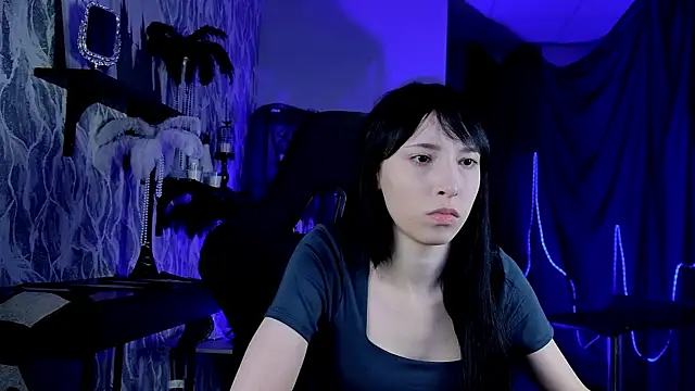 SeraphineSparda online show from 07/06/26, 11:50