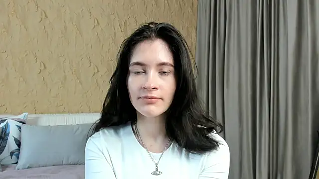 IolaBerkshire online show from 05/04/26, 06:33