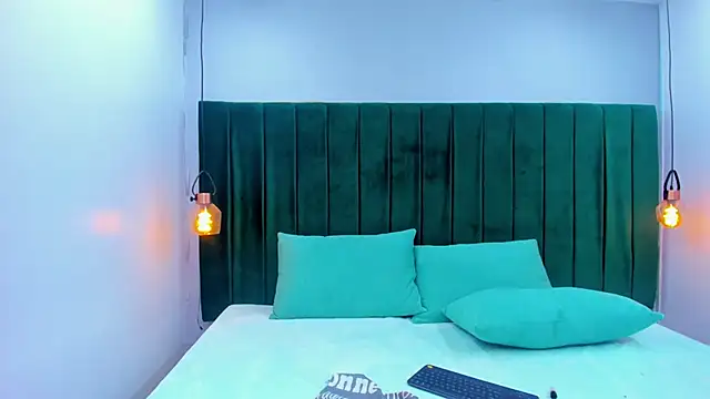 Amber-Hornny- online show from 04/29/26, 05:30