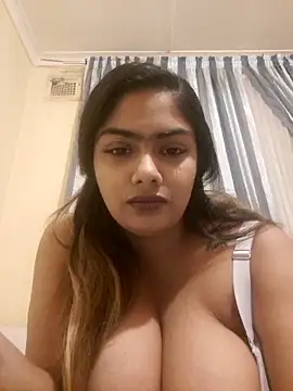 LOVERZ H online show from 04/30/26, 04:25