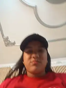 NATY BUSTOS online show from 05/22/26, 01:36