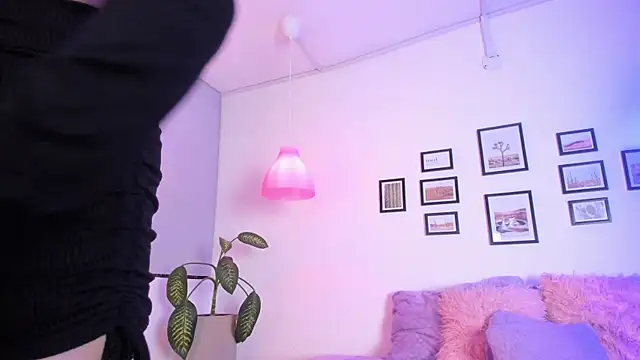 Kendaall sweet online show from 06/07/26, 03:34