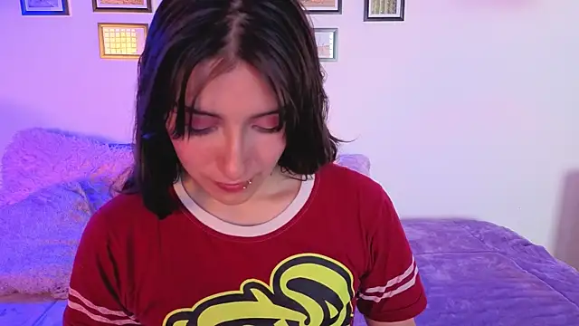 Snapshot of Kendaall_sweet chatting on 07/01/26, 03:07 Kendaall sweet online show from 07/01/26, 03:07