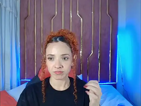 Kiaralovee26 online show from 05/15/26, 02:20