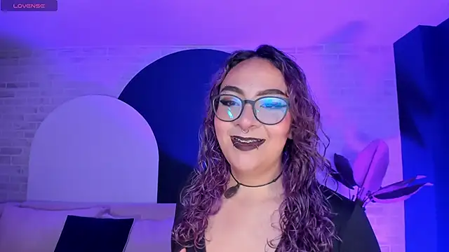 LoiseHarper online show from 05/05/26, 03:31