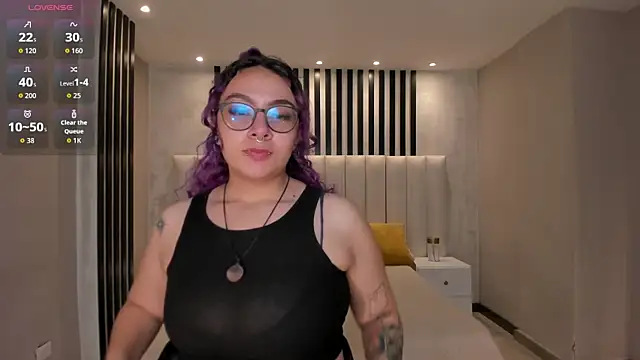 LoiseHarper online show from 06/10/26, 03:52