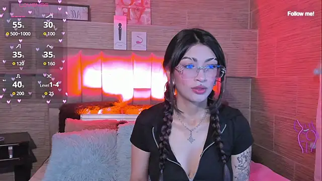mia smoke  online show from 07/16/26, 01:24