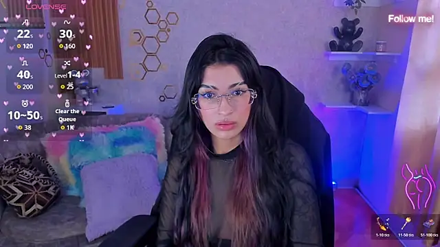 Snapshot of mia_smoke_ chatting on 06/09/26, 04:41 mia smoke online show from 06/09/26, 04:41
