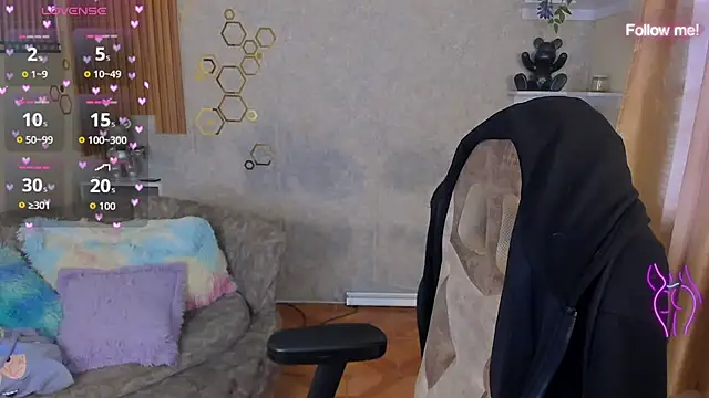 Snapshot of mia_smoke_ chatting on 05/26/26, 01:42 mia smoke online show from 05/26/26, 01:42