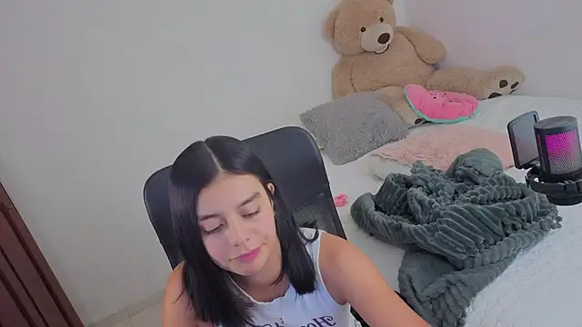 valerihouse  online show from 06/10/26, 12:56