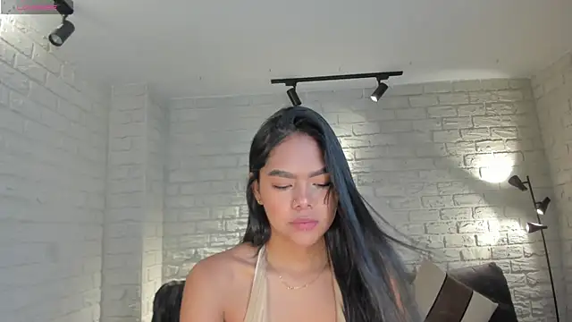 SaphiraJames online show from 05/24/26, 10:53