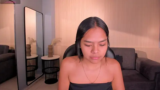 SaphiraJames online show from 07/11/26, 01:39