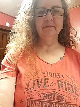Harleygirl73 online show from 05/30/26, 12:39