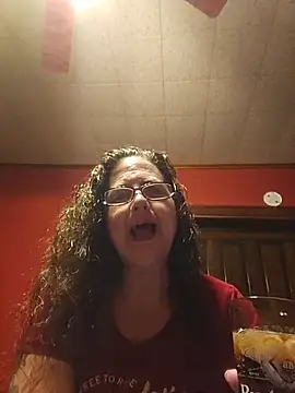 Harleygirl73 online show from 06/10/26, 02:46