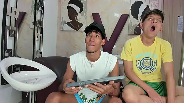 RED BOYS XXX online show from 06/04/26, 04:11
