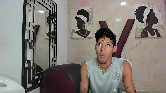 RED BOYS XXX online show from 05/22/26, 01:20