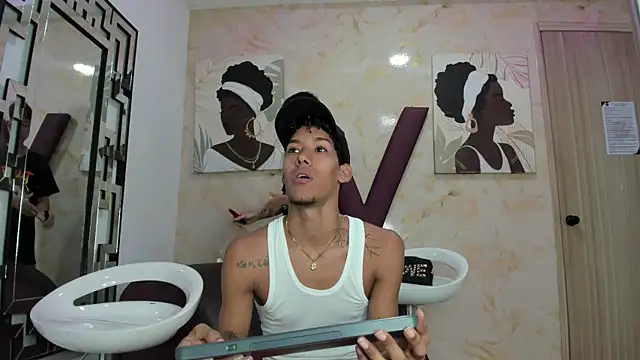 RED BOYS XXX online show from 05/27/26, 01:29