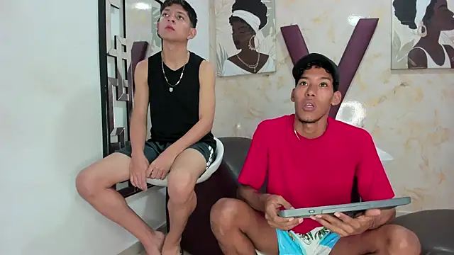 RED BOYS XXX online show from 06/01/26, 01:22