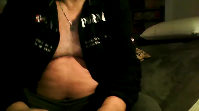 Soloyan online show from 12/22/25, 05:40