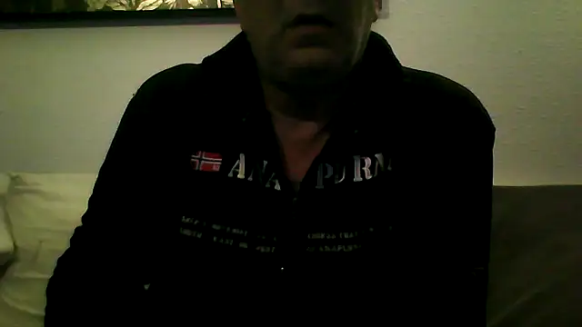 Soloyan online show from 09/28/25, 04:30